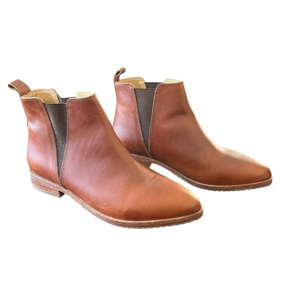 NISOLO Eva Everyday Chelsea Boot in Auburn - Picture 3 of 13